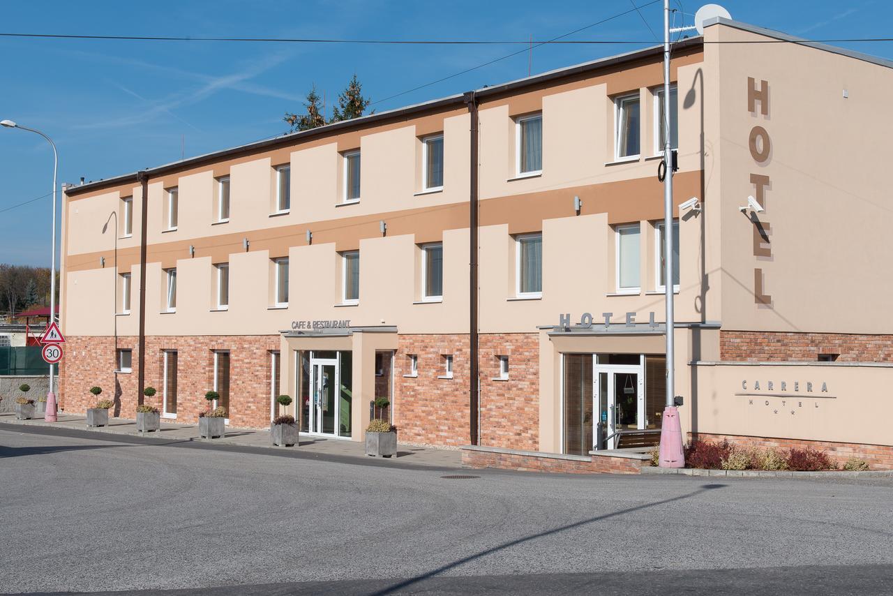 Hotel Carrera Rimavská Sobota Dış mekan fotoğraf
